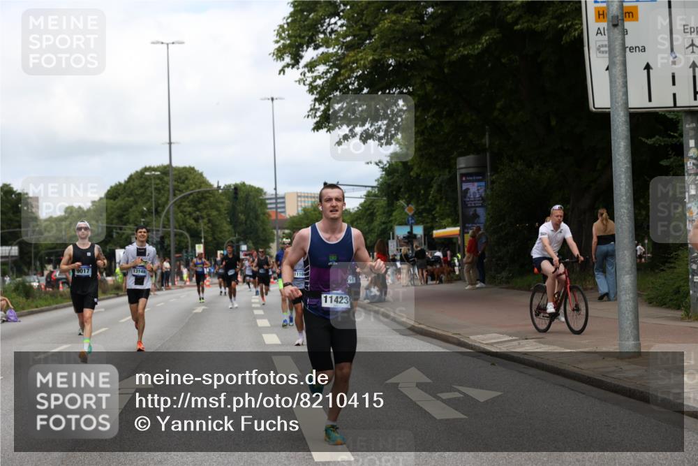 29.06.2025 - hella hamburg halbmarathon Yannick Fuchs http://msf.ph/oto/8210415 29.06.2025 10:32:24 20KM 1505, 2404, 3480, 3790, 5791, 7152, 7154, 7743, 9017, 9944, 10793, 10922, 11106, 11423, 12739, 12900, 13148, 13595, 13900, 15303, 15382, 15888, 16698, 17726, 18103, 18193, 18216, 18277, 18357 meine-sportfotos.de