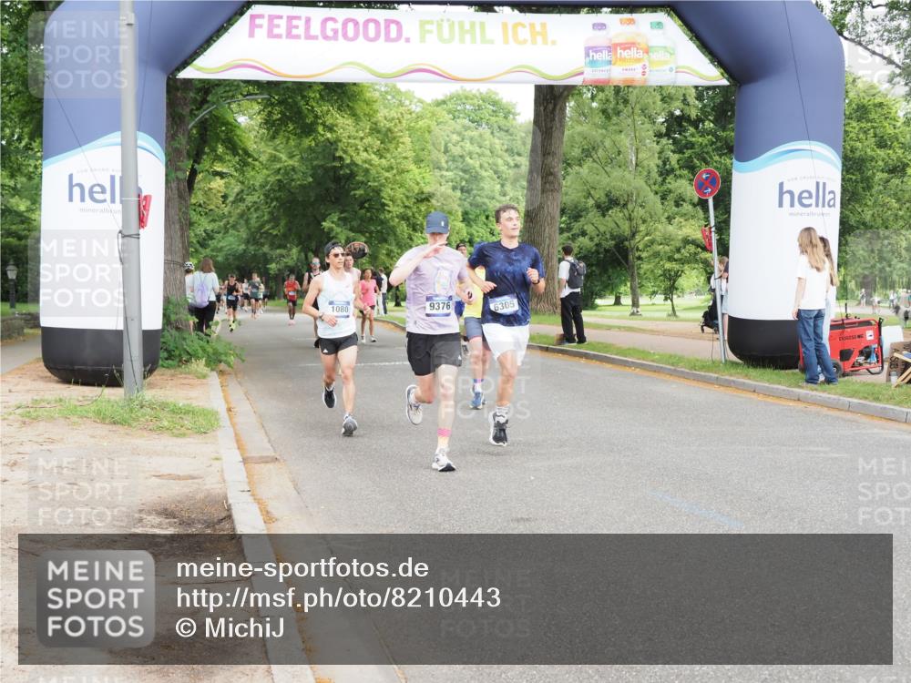 29.06.2025 - hella hamburg halbmarathon MichiJ http://msf.ph/oto/8210443 29.06.2025 10:22:59 Zwischen KM18-KM19 1053, 2243, 5193, 6305, 9345, 9376, 10865, 15902 meine-sportfotos.de
