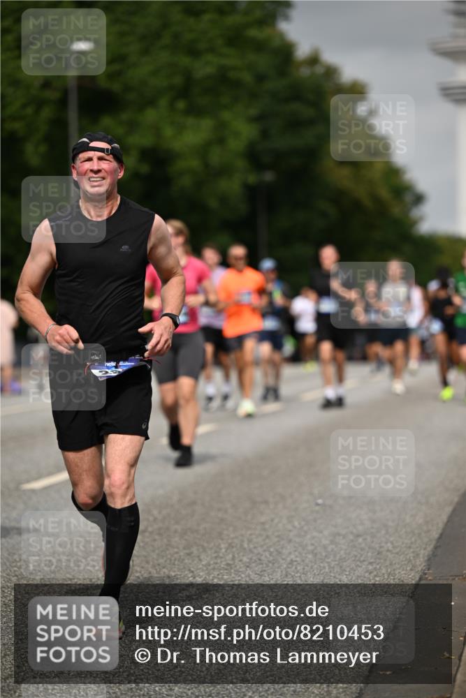 29.06.2025 - hella hamburg halbmarathon Dr. Thomas Lammeyer http://msf.ph/oto/8210453 29.06.2025 10:12:30 Kennedybrücke 1188, 1527, 2190, 2309, 4864, 5100, 5347, 6100, 6590, 6918, 7348, 7453, 9071, 9457, 9616, 9966 meine-sportfotos.de