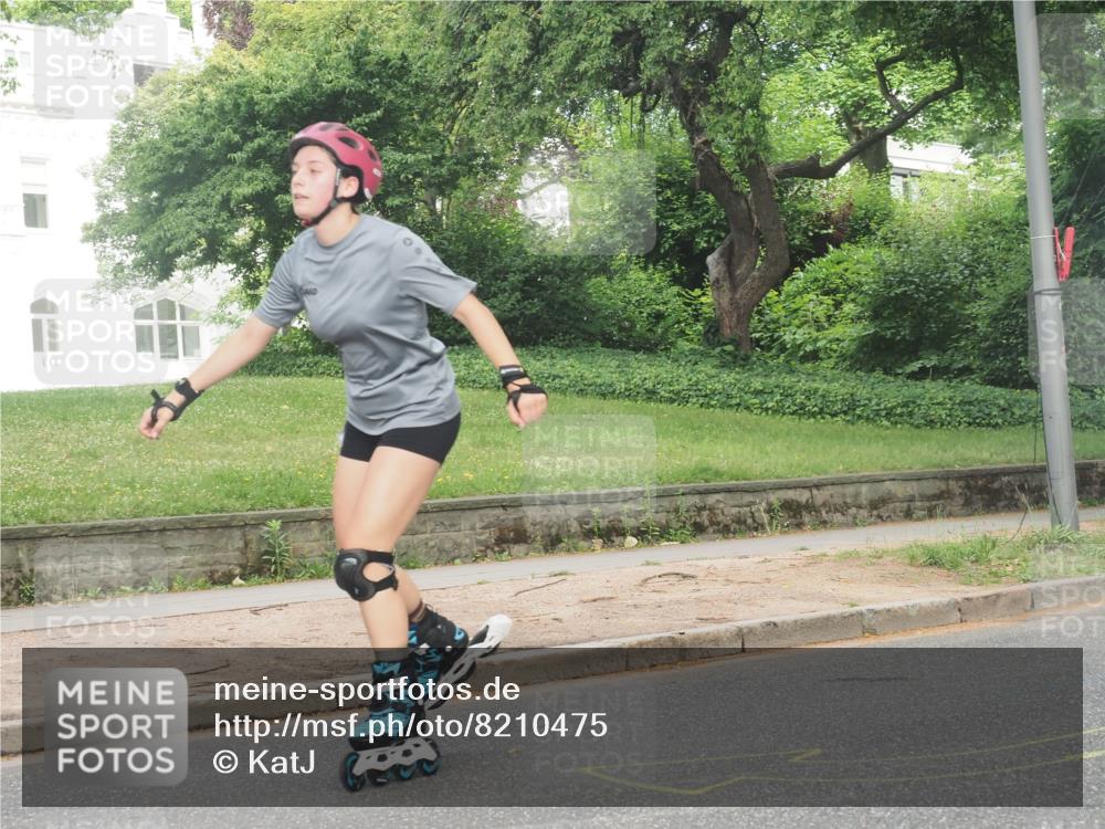 29.06.2025 - hella hamburg halbmarathon KatJ http://msf.ph/oto/8210475 29.06.2025 09:34:51 Zwischen KM18-KM19  meine-sportfotos.de