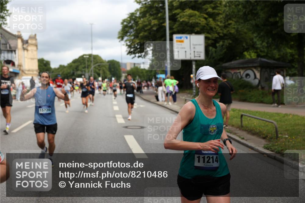 29.06.2025 - hella hamburg halbmarathon Yannick Fuchs http://msf.ph/oto/8210486 29.06.2025 10:45:10 20KM 1366, 2411, 2540, 2880, 4077, 4816, 5018, 5336, 5600, 7134, 7369, 7943, 8117, 8205, 8261, 8508, 8989, 10057, 10215, 10508, 10603, 10691, 11124, 11214, 11422, 11512, 11625, 11733, 12016, 12778, 12949, 13073, 13808, 14125, 14458, 15480, 15720, 15871, 16285, 16291, 16907, 17129, 17823, 18006, 18182, 18413, 18489, 19007 meine-sportfotos.de