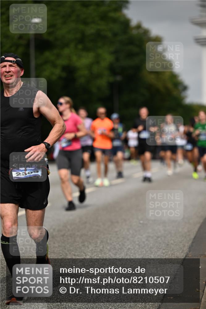 29.06.2025 - hella hamburg halbmarathon Dr. Thomas Lammeyer http://msf.ph/oto/8210507 29.06.2025 10:12:30 Kennedybrücke 1188, 1527, 2190, 2309, 4864, 5100, 5347, 6100, 6590, 6918, 7348, 7453, 9071, 9457, 9616, 9966 meine-sportfotos.de