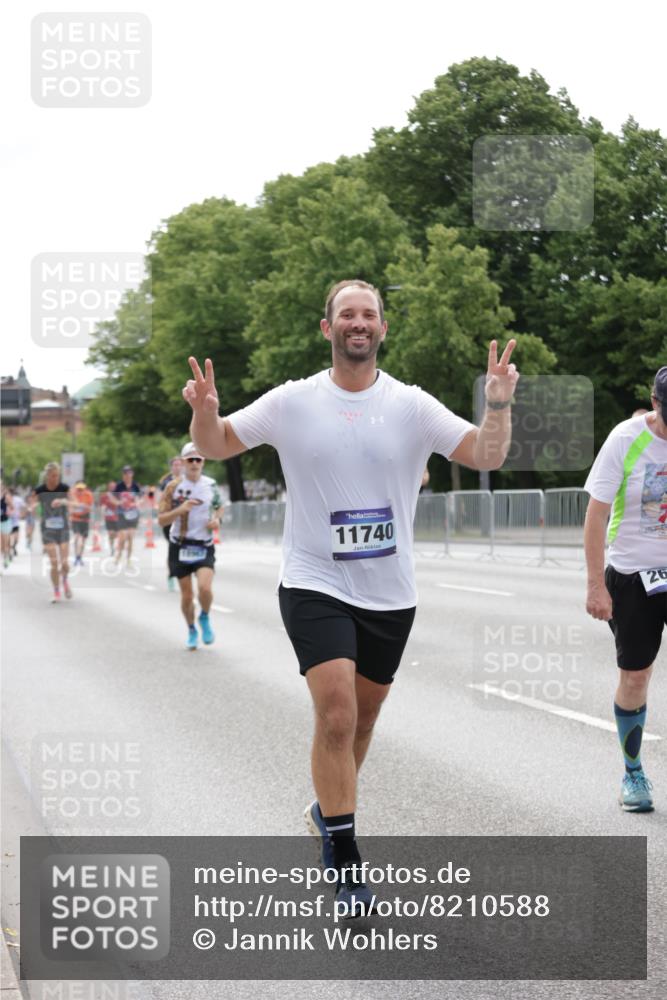 29.06.2025 - hella hamburg halbmarathon Jannik Wohlers http://msf.ph/oto/8210588 29.06.2025 10:26:25 Lombardsbrücke 1973, 2045, 2643, 4507, 4509, 6625, 7069, 8079, 9186, 11270, 11740, 12071, 13462, 15027, 15878, 16479, 16788, 17300, 17675, 18074, 18516, 18962, 18978 meine-sportfotos.de