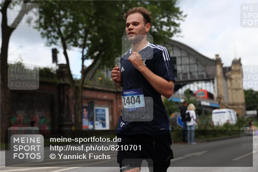 29.06.2025 - hella hamburg halbmarathon Yannick Fuchs http://msf.ph/oto/8210701 29.06.2025 10:32:24 20KM 1505, 2404, 3480, 3790, 5791, 7152, 7154, 7743, 9017, 9944, 10793, 10922, 11106, 11423, 12739, 12900, 13148, 13595, 13900, 15303, 15382, 15888, 16698, 17726, 18103, 18193, 18216, 18277, 18357 meine-sportfotos.de