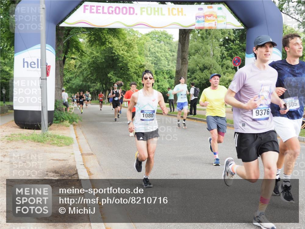 29.06.2025 - hella hamburg halbmarathon MichiJ http://msf.ph/oto/8210716 29.06.2025 10:23:01 Zwischen KM18-KM19 1053, 1080, 2243, 5193, 6305, 9376, 15902, 18906 meine-sportfotos.de