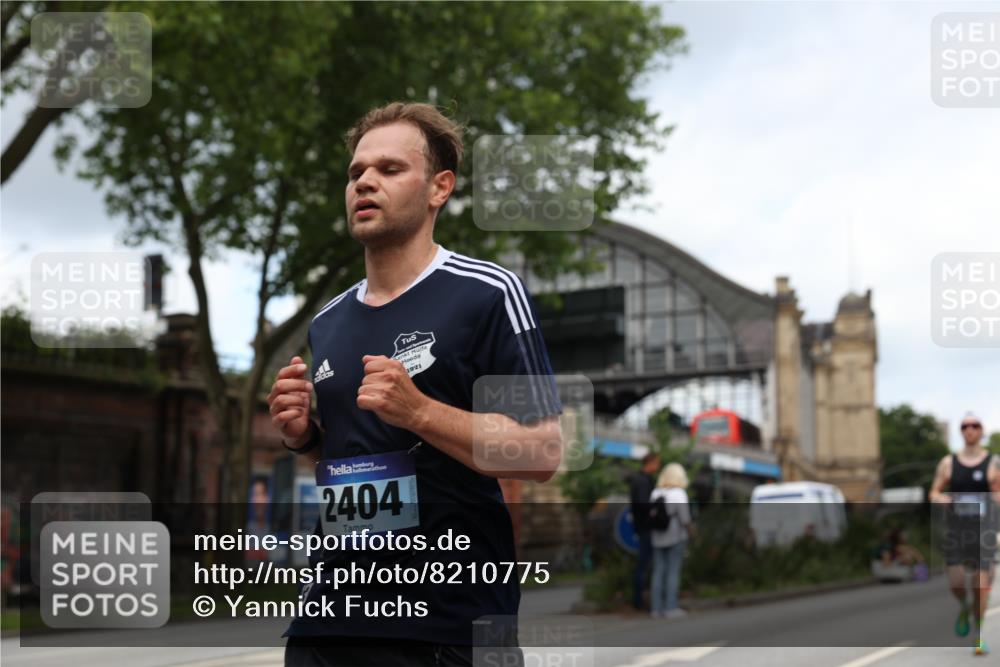 29.06.2025 - hella hamburg halbmarathon Yannick Fuchs http://msf.ph/oto/8210775 29.06.2025 10:32:24 20KM 1505, 2404, 3480, 3790, 5791, 7152, 7154, 7743, 9017, 9944, 10793, 10922, 11106, 11423, 12739, 12900, 13148, 13595, 13900, 15303, 15382, 15888, 16698, 17726, 18103, 18193, 18216, 18277, 18357 meine-sportfotos.de