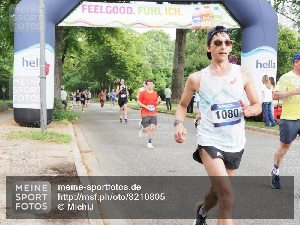 29.06.2025 - hella hamburg halbmarathon MichiJ http://msf.ph/oto/8210805 29.06.2025 10:23:02 Zwischen KM18-KM19 1053, 1080, 5193, 6305, 9376, 11227, 15902, 18906 meine-sportfotos.de