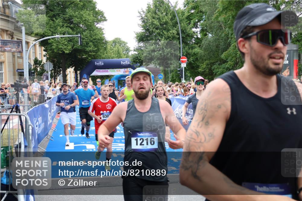 29.06.2025 - hella hamburg halbmarathon Zöllner http://msf.ph/oto/8210889 29.06.2025 10:50:12 Ziel 1119, 1216, 1507, 3296, 3562, 7176, 8313, 9031, 9303, 9965, 10371, 11607, 12203, 12235, 13282, 14257, 18228, 18657, 18658 meine-sportfotos.de