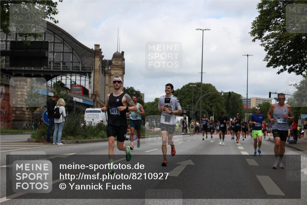29.06.2025 - hella hamburg halbmarathon Yannick Fuchs http://msf.ph/oto/8210927 29.06.2025 10:32:25 20KM 1505, 2404, 3480, 3790, 5791, 7152, 7154, 7743, 9017, 9643, 9944, 10793, 10922, 11106, 11423, 12900, 13148, 13595, 13900, 15303, 15382, 15888, 16698, 17726, 18103, 18193, 18216, 18277 meine-sportfotos.de