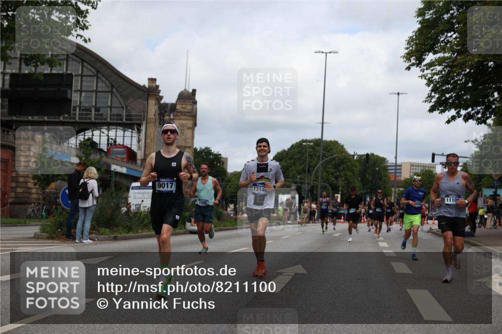 29.06.2025 - hella hamburg halbmarathon Yannick Fuchs http://msf.ph/oto/8211100 29.06.2025 10:32:26 20KM 1505, 2404, 3480, 3790, 5791, 7152, 7154, 7743, 9017, 9643, 9944, 10793, 10922, 11106, 11423, 12900, 13148, 13595, 13900, 14274, 15303, 15382, 15888, 16698, 17726, 18103, 18193, 18216, 18277 meine-sportfotos.de