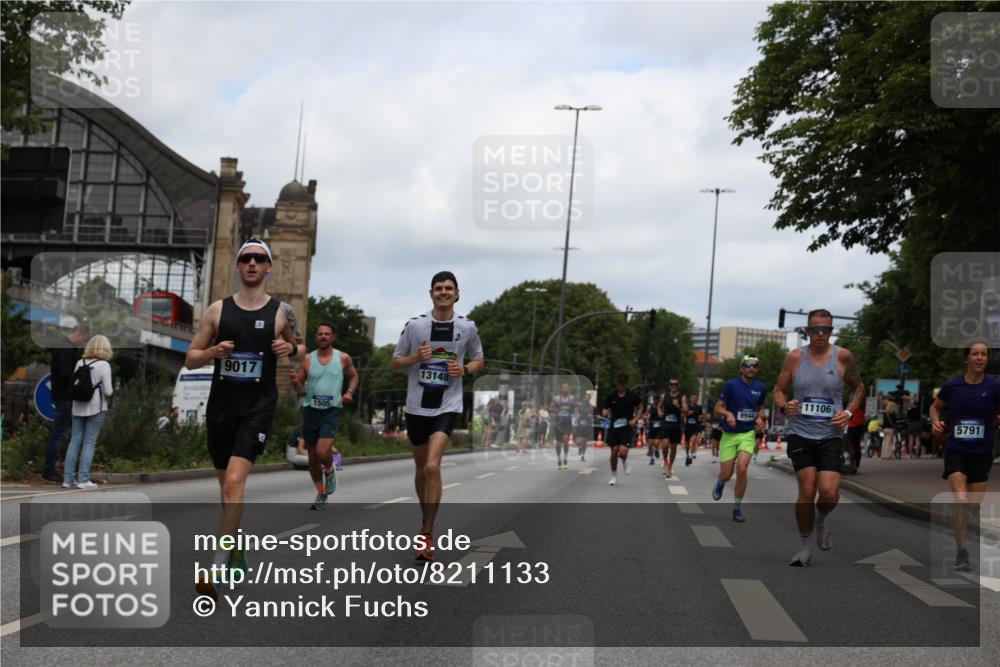 29.06.2025 - hella hamburg halbmarathon Yannick Fuchs http://msf.ph/oto/8211133 29.06.2025 10:32:26 20KM 1505, 2404, 3480, 3790, 5791, 7152, 7154, 7743, 9017, 9643, 9944, 10793, 10922, 11106, 11423, 12900, 13148, 13595, 13900, 14274, 15303, 15382, 15888, 16698, 17726, 18103, 18193, 18216, 18277 meine-sportfotos.de