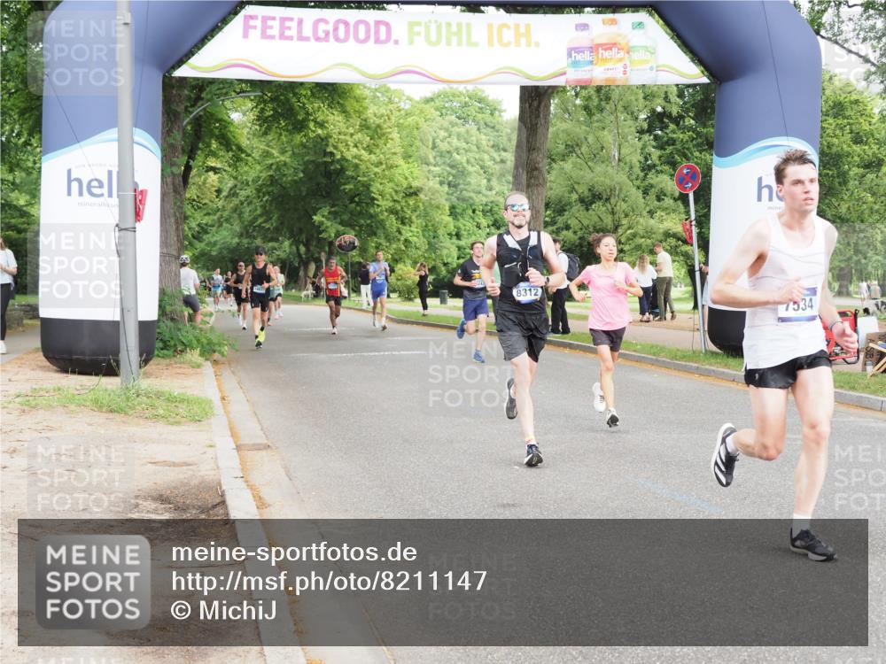 29.06.2025 - hella hamburg halbmarathon MichiJ http://msf.ph/oto/8211147 29.06.2025 10:23:04 Zwischen KM18-KM19 1080, 5193, 6305, 7534, 8312, 9376, 11227, 15902, 18906 meine-sportfotos.de