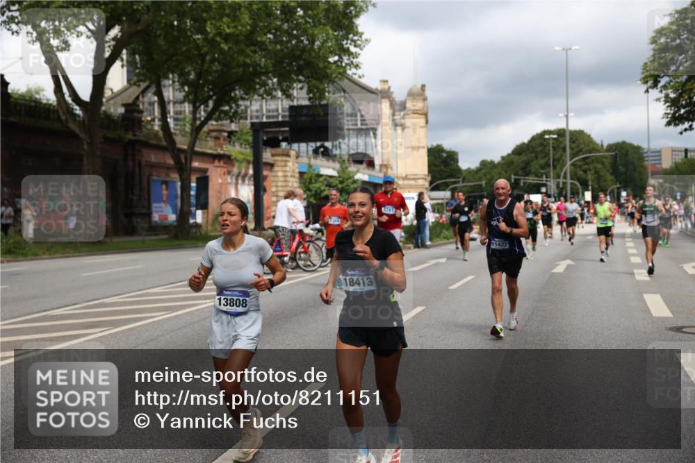 29.06.2025 - hella hamburg halbmarathon Yannick Fuchs http://msf.ph/oto/8211151 29.06.2025 10:45:14 20KM 1335, 1366, 2411, 2540, 2636, 2823, 2880, 2946, 4816, 5018, 5336, 5600, 5820, 7134, 7224, 7369, 7943, 8205, 8261, 8508, 8930, 8989, 9214, 9959, 10057, 10215, 10508, 10603, 10667, 10691, 11124, 11214, 11422, 11512, 11625, 11733, 12016, 12778, 12949, 13073, 13808, 14125, 14458, 15480, 15720, 15871, 16285, 16291, 16907, 17129, 17823, 18182, 18413, 18820, 19007, 19053 meine-sportfotos.de