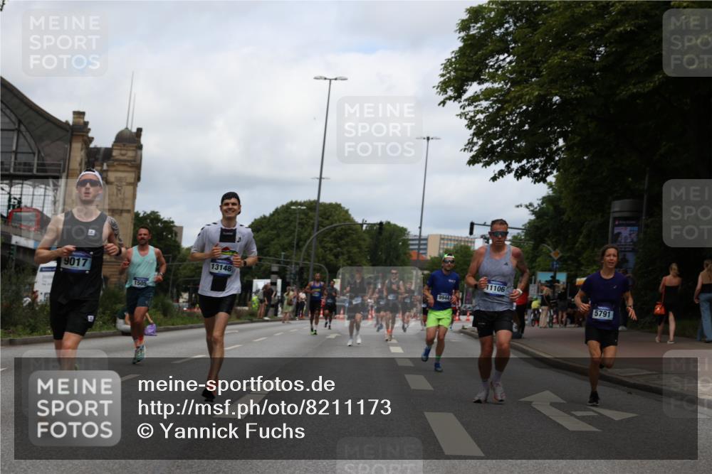 29.06.2025 - hella hamburg halbmarathon Yannick Fuchs http://msf.ph/oto/8211173 29.06.2025 10:32:26 20KM 1505, 2404, 3480, 3790, 5791, 7152, 7154, 7743, 9017, 9643, 9944, 10793, 10922, 11106, 11423, 12900, 13148, 13595, 13900, 14274, 15303, 15382, 15888, 16698, 17726, 18103, 18193, 18216, 18277 meine-sportfotos.de