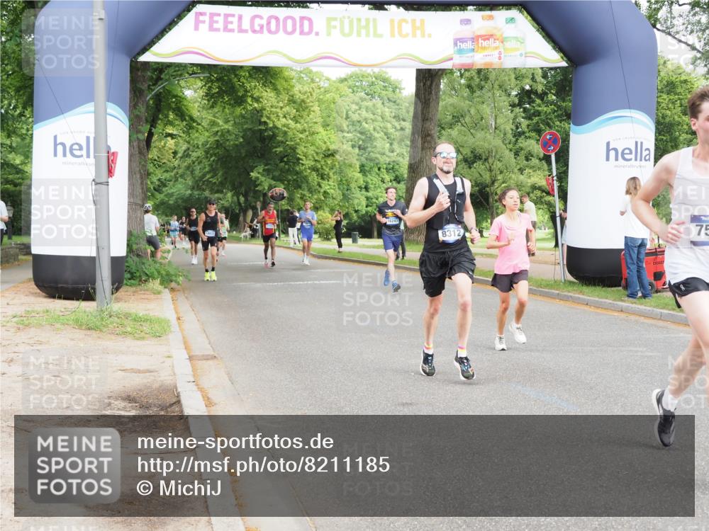 29.06.2025 - hella hamburg halbmarathon MichiJ http://msf.ph/oto/8211185 29.06.2025 10:23:05 Zwischen KM18-KM19 1080, 6305, 7534, 8312, 9376, 11227, 18906 meine-sportfotos.de