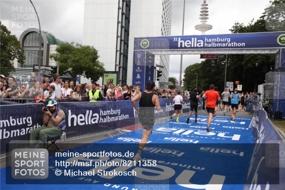 29.06.2025 - hella hamburg halbmarathon Michael Strokosch http://msf.ph/oto/8211358 29.06.2025 10:46:40 Ziel 1920, 1942, 5459, 8482, 9051, 9232, 9529, 13525, 13554, 15026, 15133, 15206, 15714, 17281, 17461, 18297, 18882 meine-sportfotos.de