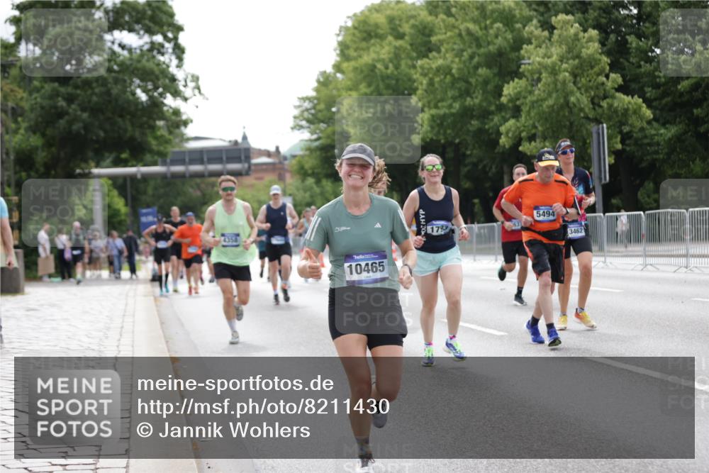 29.06.2025 - hella hamburg halbmarathon Jannik Wohlers http://msf.ph/oto/8211430 29.06.2025 10:26:34 Lombardsbrücke 1530, 1793, 1973, 2045, 2306, 4358, 5494, 5495, 5707, 6625, 6637, 7069, 8056, 9349, 10465, 11110, 11740, 12071, 13462, 14020, 14021, 15108, 15878, 16479, 17049, 17445, 18962, 18976, 18978 meine-sportfotos.de