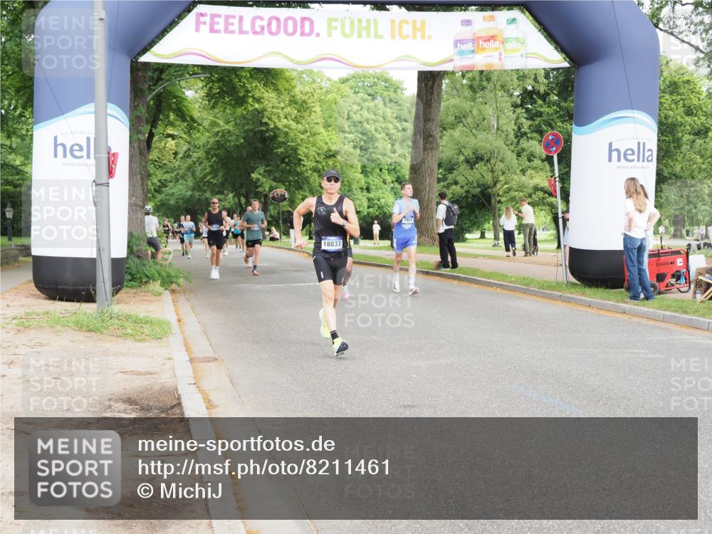 29.06.2025 - hella hamburg halbmarathon MichiJ http://msf.ph/oto/8211461 29.06.2025 10:23:08 Zwischen KM18-KM19 1080, 7534, 8312, 11227, 16243, 18837, 18906 meine-sportfotos.de