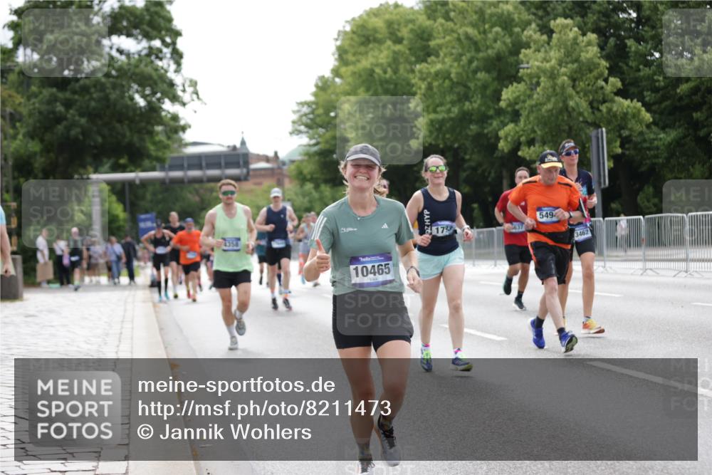 29.06.2025 - hella hamburg halbmarathon Jannik Wohlers http://msf.ph/oto/8211473 29.06.2025 10:26:34 Lombardsbrücke 1530, 1793, 1973, 2045, 2306, 4358, 5494, 5495, 5707, 6625, 6637, 7069, 8056, 9349, 10465, 11110, 11740, 12071, 13462, 14020, 14021, 15108, 15878, 16479, 17049, 17445, 18962, 18976, 18978 meine-sportfotos.de