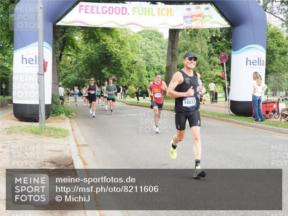 29.06.2025 - hella hamburg halbmarathon MichiJ http://msf.ph/oto/8211606 29.06.2025 10:23:09 Zwischen KM18-KM19 1080, 7534, 7901, 8312, 11227, 16243, 17751, 18837, 18906 meine-sportfotos.de