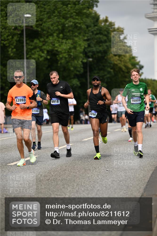 29.06.2025 - hella hamburg halbmarathon Dr. Thomas Lammeyer http://msf.ph/oto/8211612 29.06.2025 10:12:34 Kennedybrücke 1147, 1188, 1527, 2190, 2309, 2978, 4864, 5100, 5885, 6590, 6918, 7348, 7453, 9071, 9457, 9616, 9718, 9966 meine-sportfotos.de