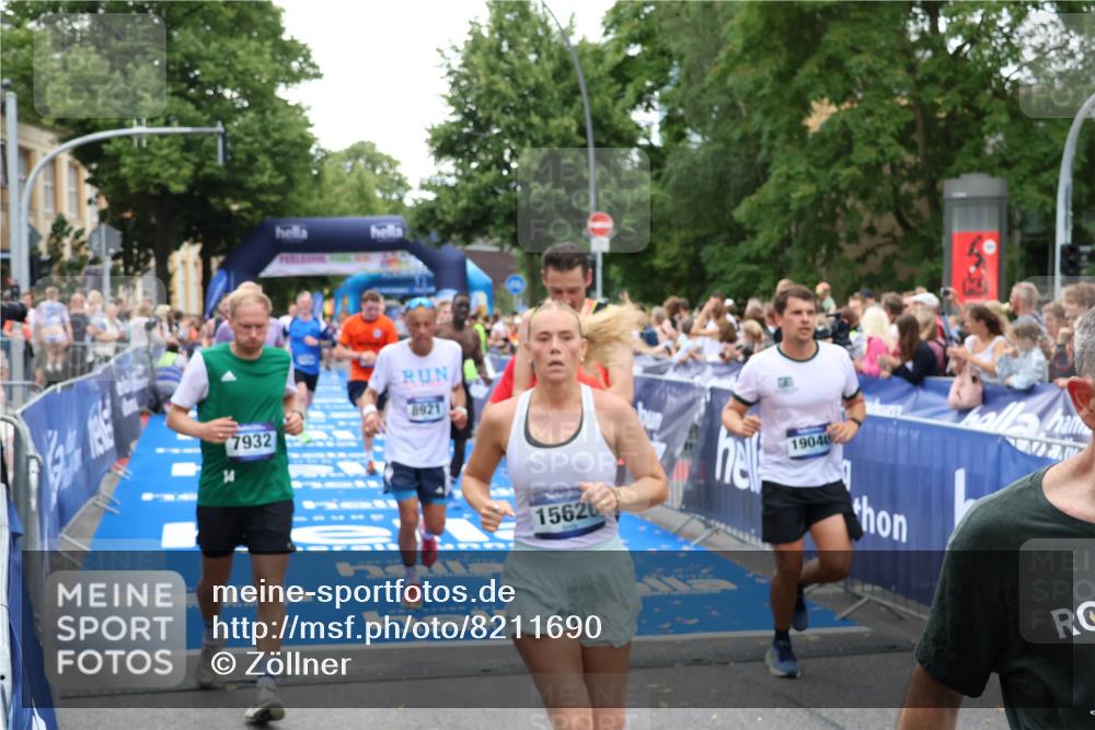 29.06.2025 - hella hamburg halbmarathon Zöllner http://msf.ph/oto/8211690 29.06.2025 10:50:23 Ziel 4247, 4933, 7930, 7932, 8899, 8921, 12035, 12949, 13609, 13690, 14034, 16000, 16242, 18499, 18811, 19040 meine-sportfotos.de
