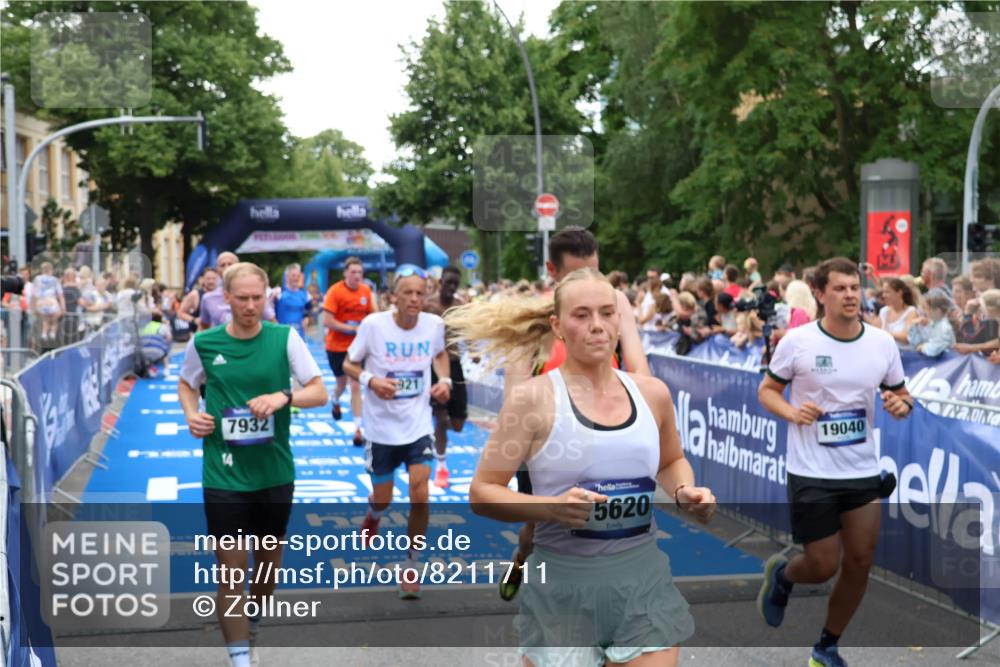 29.06.2025 - hella hamburg halbmarathon Zöllner http://msf.ph/oto/8211711 29.06.2025 10:50:23 Ziel 4247, 4933, 7930, 7932, 8899, 8921, 12035, 12949, 13609, 13690, 14034, 16000, 16242, 18499, 18811, 19040 meine-sportfotos.de