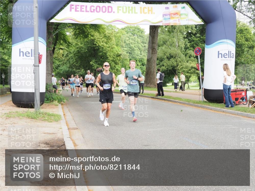 29.06.2025 - hella hamburg halbmarathon MichiJ http://msf.ph/oto/8211844 29.06.2025 10:23:12 Zwischen KM18-KM19 7901, 8312, 13771, 16243, 17751, 18837 meine-sportfotos.de
