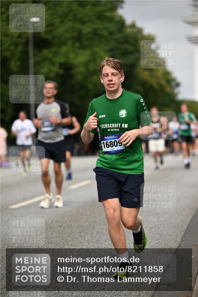 29.06.2025 - hella hamburg halbmarathon Dr. Thomas Lammeyer http://msf.ph/oto/8211858 29.06.2025 10:12:38 Kennedybrücke 1147, 1188, 1527, 2190, 2309, 2978, 5100, 5885, 6590, 6674, 6918, 7348, 7453, 9457, 9616, 9718, 9966, 10857 meine-sportfotos.de
