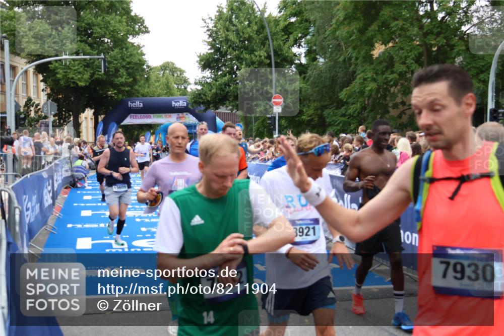 29.06.2025 - hella hamburg halbmarathon Zöllner http://msf.ph/oto/8211904 29.06.2025 10:50:25 Ziel 4247, 4933, 6795, 8899, 12035, 12949, 13609, 13690, 14034, 16000, 16242, 18394, 18499 meine-sportfotos.de