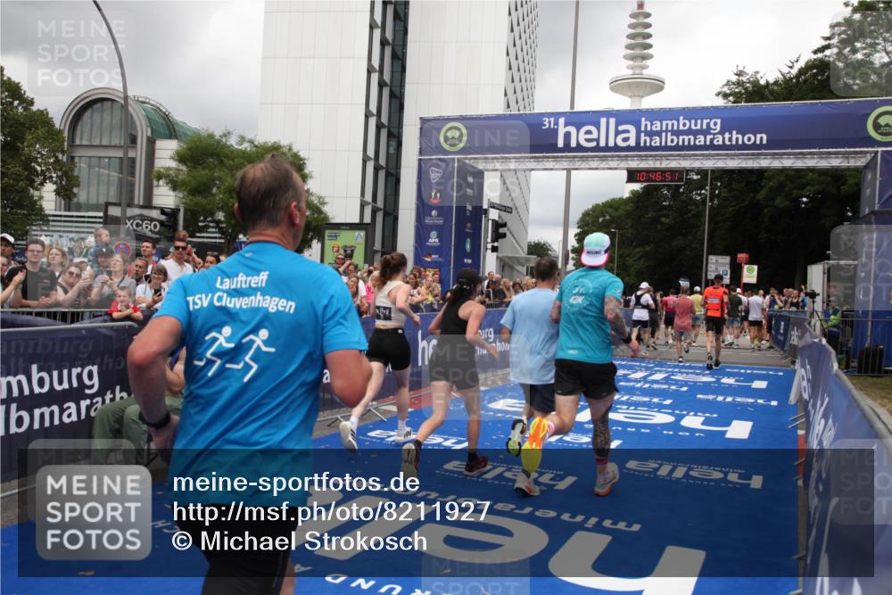 29.06.2025 - hella hamburg halbmarathon Michael Strokosch http://msf.ph/oto/8211927 29.06.2025 10:46:50 Ziel 3976, 6630, 11858, 13940, 14541, 15900, 16175, 17353, 17492, 17669, 17743, 17865, 19128 meine-sportfotos.de