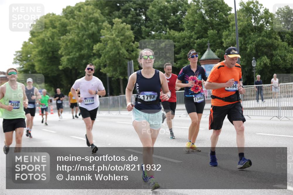 29.06.2025 - hella hamburg halbmarathon Jannik Wohlers http://msf.ph/oto/8211932 29.06.2025 10:26:36 Lombardsbrücke 1530, 1793, 1973, 2045, 2306, 4358, 5494, 5495, 5707, 6637, 7069, 7234, 7314, 8056, 8281, 9349, 10465, 11110, 12071, 13462, 14020, 14021, 15108, 16479, 17049, 17445, 18962, 18976, 18978 meine-sportfotos.de