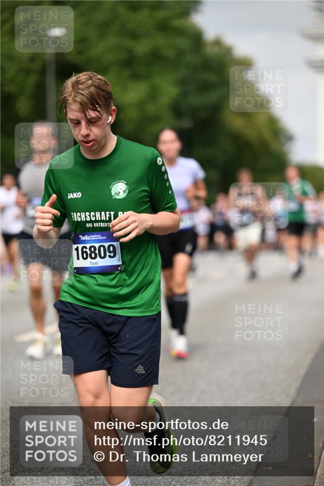 29.06.2025 - hella hamburg halbmarathon Dr. Thomas Lammeyer http://msf.ph/oto/8211945 29.06.2025 10:12:38 Kennedybrücke 1147, 1188, 1527, 2190, 2309, 2978, 5100, 5885, 6590, 6674, 6918, 7348, 7453, 9457, 9616, 9718, 9966, 10857 meine-sportfotos.de