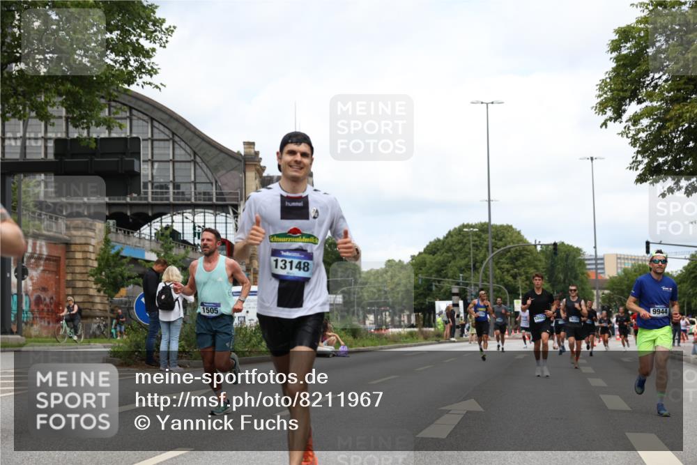 29.06.2025 - hella hamburg halbmarathon Yannick Fuchs http://msf.ph/oto/8211967 29.06.2025 10:32:27 20KM 1505, 2404, 3480, 3790, 5791, 7152, 7154, 7743, 8571, 9017, 9643, 9944, 10793, 10922, 11106, 11423, 12900, 13148, 13595, 13900, 14274, 15303, 15382, 15888, 16698, 17726, 18103, 18193, 18277, 18723 meine-sportfotos.de