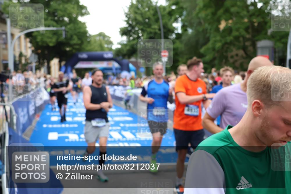 29.06.2025 - hella hamburg halbmarathon Zöllner http://msf.ph/oto/8212037 29.06.2025 10:50:26 Ziel 4247, 4933, 6795, 8899, 12035, 12624, 12949, 13609, 14034, 16000, 16242, 18394 meine-sportfotos.de