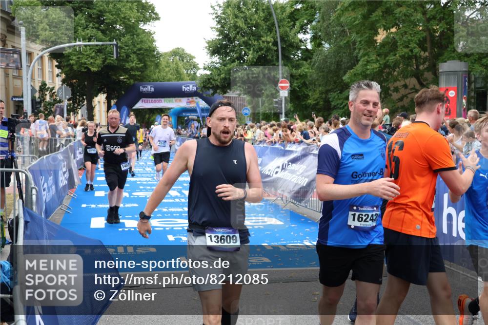 29.06.2025 - hella hamburg halbmarathon Zöllner http://msf.ph/oto/8212085 29.06.2025 10:50:27 Ziel 4127, 4247, 6795, 8899, 11455, 12035, 12624, 12949, 14034, 16242, 18394 meine-sportfotos.de