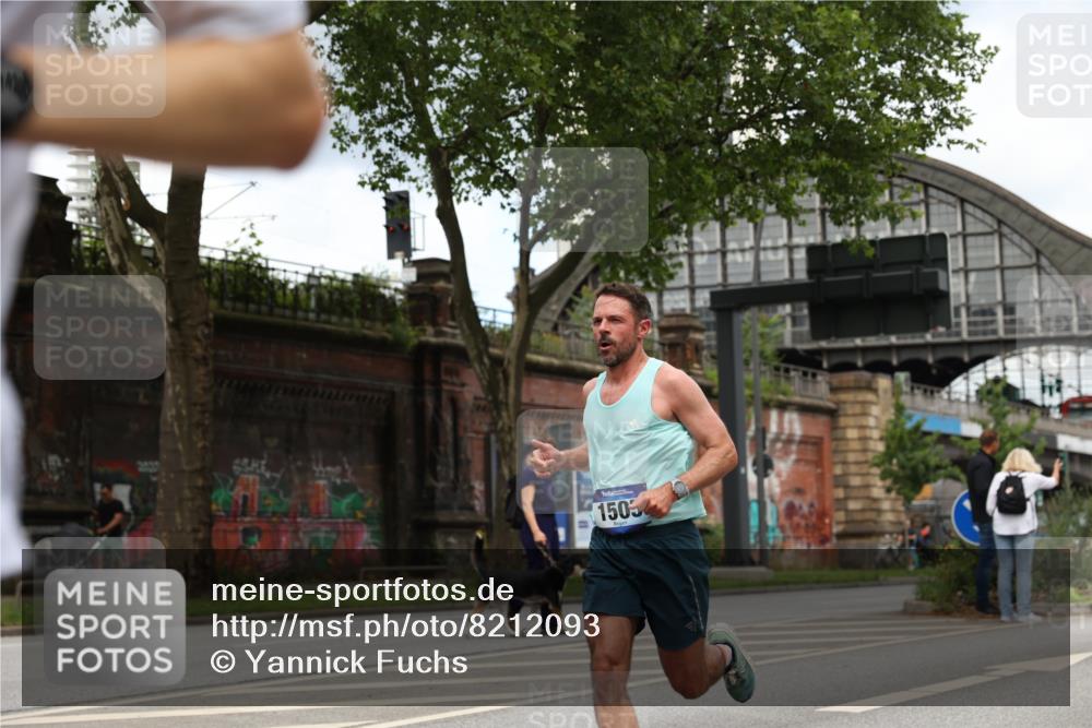 29.06.2025 - hella hamburg halbmarathon Yannick Fuchs http://msf.ph/oto/8212093 29.06.2025 10:32:28 20KM 1505, 2404, 3480, 3790, 5791, 7152, 7154, 7743, 8571, 9017, 9171, 9643, 9944, 10793, 10922, 11106, 11423, 12900, 13148, 13595, 13900, 14274, 15303, 15382, 15888, 16698, 17726, 18103, 18193, 18277, 18723 meine-sportfotos.de