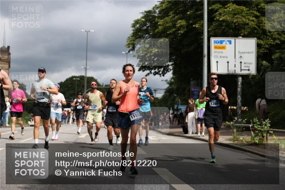29.06.2025 - hella hamburg halbmarathon Yannick Fuchs http://msf.ph/oto/8212220 29.06.2025 10:45:22 20KM 1335, 1366, 2411, 2540, 2636, 2823, 2946, 4297, 4404, 4967, 5087, 5336, 5600, 5820, 7224, 7369, 7943, 8261, 8508, 8930, 8989, 9214, 9476, 9793, 9959, 10057, 10215, 10508, 10603, 10667, 10691, 10868, 11124, 11422, 11512, 11625, 11733, 12450, 12778, 13073, 13403, 13799, 14012, 14248, 14458, 15426, 15480, 15871, 15899, 16666, 16907, 17530, 17823, 18820, 19007, 19020, 19053 meine-sportfotos.de