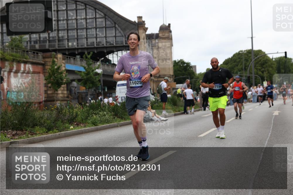 29.06.2025 - hella hamburg halbmarathon Yannick Fuchs http://msf.ph/oto/8212301 29.06.2025 11:03:21 20KM 1745, 1885, 7741, 8217, 8755, 9781, 10343, 10709, 11025, 11088, 11873, 12492, 12521, 14384, 14404, 15012, 15037, 15038, 15307, 15834, 16826, 17113, 17746, 17806, 17988, 18042, 18910 meine-sportfotos.de