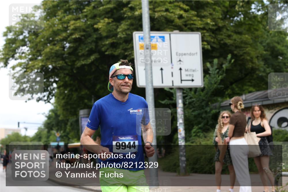 29.06.2025 - hella hamburg halbmarathon Yannick Fuchs http://msf.ph/oto/8212329 29.06.2025 10:32:30 20KM 1505, 2404, 3480, 3790, 5791, 7152, 7154, 7743, 8571, 9017, 9171, 9643, 9944, 10793, 10922, 11106, 11423, 11952, 13148, 13595, 13900, 14274, 15303, 15382, 15888, 16698, 17726, 18103, 18193, 18276, 18277, 18723 meine-sportfotos.de