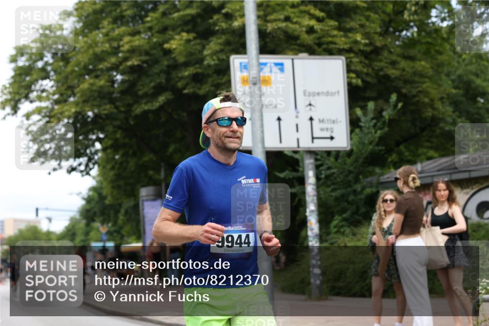 29.06.2025 - hella hamburg halbmarathon Yannick Fuchs http://msf.ph/oto/8212370 29.06.2025 10:32:30 20KM 1505, 2404, 3480, 3790, 5791, 7152, 7154, 7743, 8571, 9017, 9171, 9643, 9944, 10793, 10922, 11106, 11423, 11952, 13148, 13595, 13900, 14274, 15303, 15382, 15888, 16698, 17726, 18103, 18193, 18276, 18277, 18723 meine-sportfotos.de