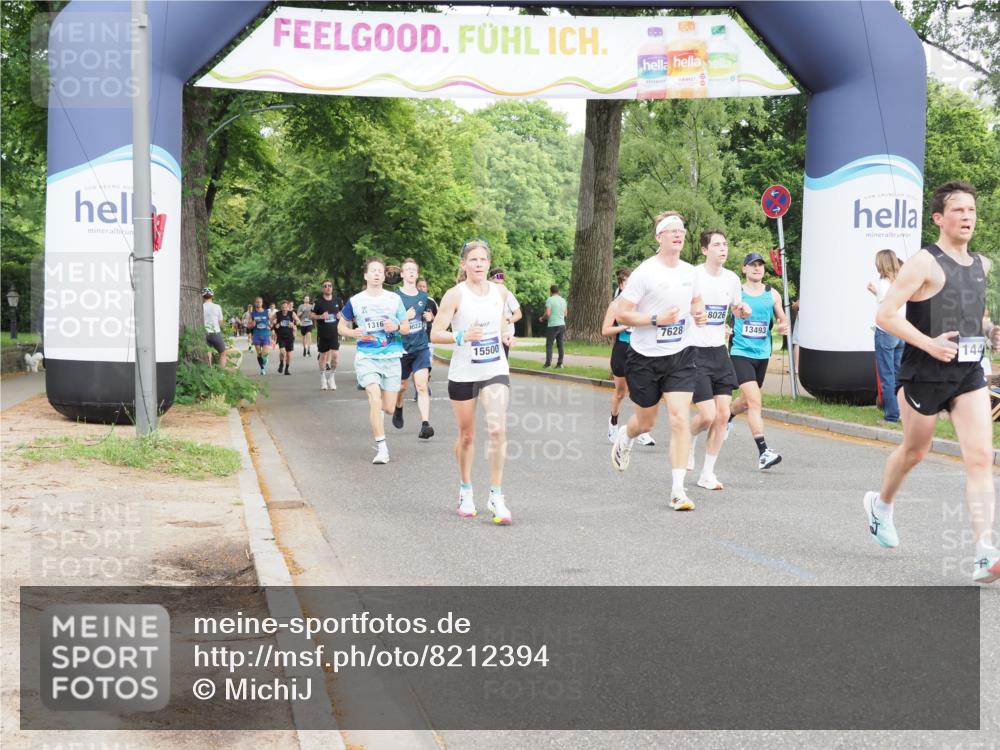 29.06.2025 - hella hamburg halbmarathon MichiJ http://msf.ph/oto/8212394 29.06.2025 10:23:17 Zwischen KM18-KM19 5550, 7628, 7901, 13493, 13771, 14448, 15268, 17751, 18026 meine-sportfotos.de