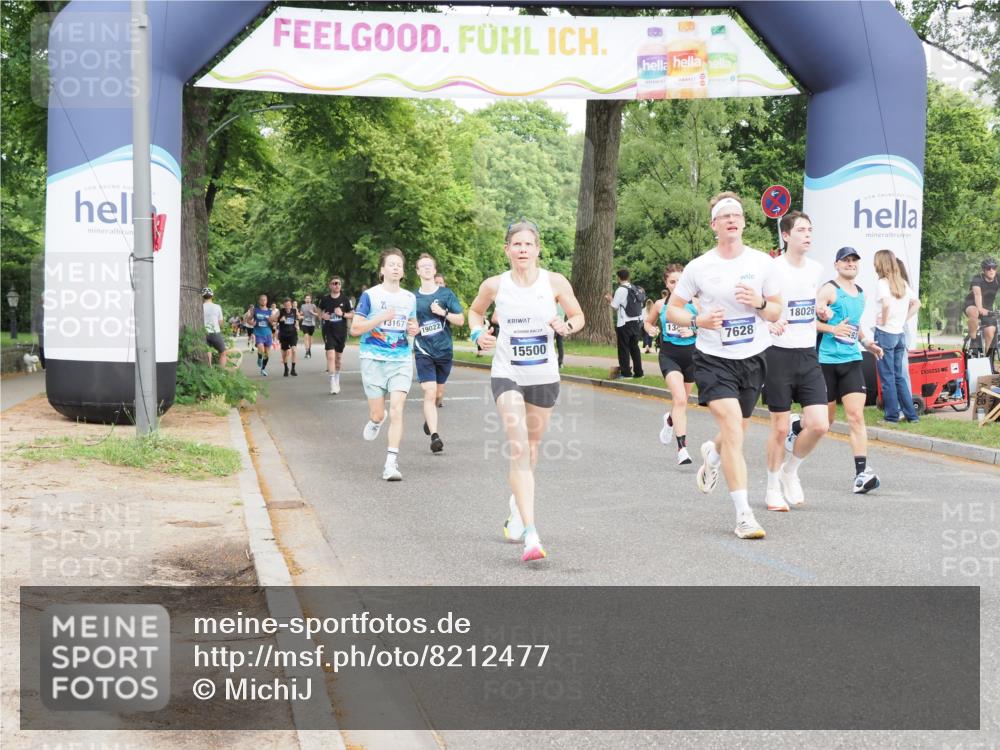 29.06.2025 - hella hamburg halbmarathon MichiJ http://msf.ph/oto/8212477 29.06.2025 10:23:18 Zwischen KM18-KM19 5550, 7628, 13493, 13494, 13771, 14448, 15268, 15500, 18026 meine-sportfotos.de