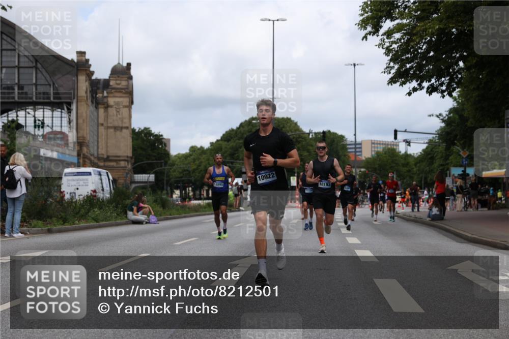 29.06.2025 - hella hamburg halbmarathon Yannick Fuchs http://msf.ph/oto/8212501 29.06.2025 10:32:30 20KM 1505, 2404, 3480, 3790, 5791, 7152, 7154, 7743, 8571, 9017, 9171, 9643, 9944, 10793, 10922, 11106, 11423, 11952, 13148, 13595, 13900, 14274, 15303, 15382, 15888, 16698, 17726, 18103, 18193, 18276, 18277, 18723 meine-sportfotos.de