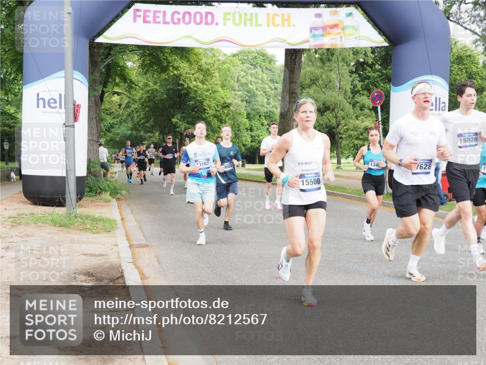 29.06.2025 - hella hamburg halbmarathon MichiJ http://msf.ph/oto/8212567 29.06.2025 10:23:18 Zwischen KM18-KM19 5550, 7628, 13493, 13494, 13771, 14448, 15268, 15500, 18026 meine-sportfotos.de