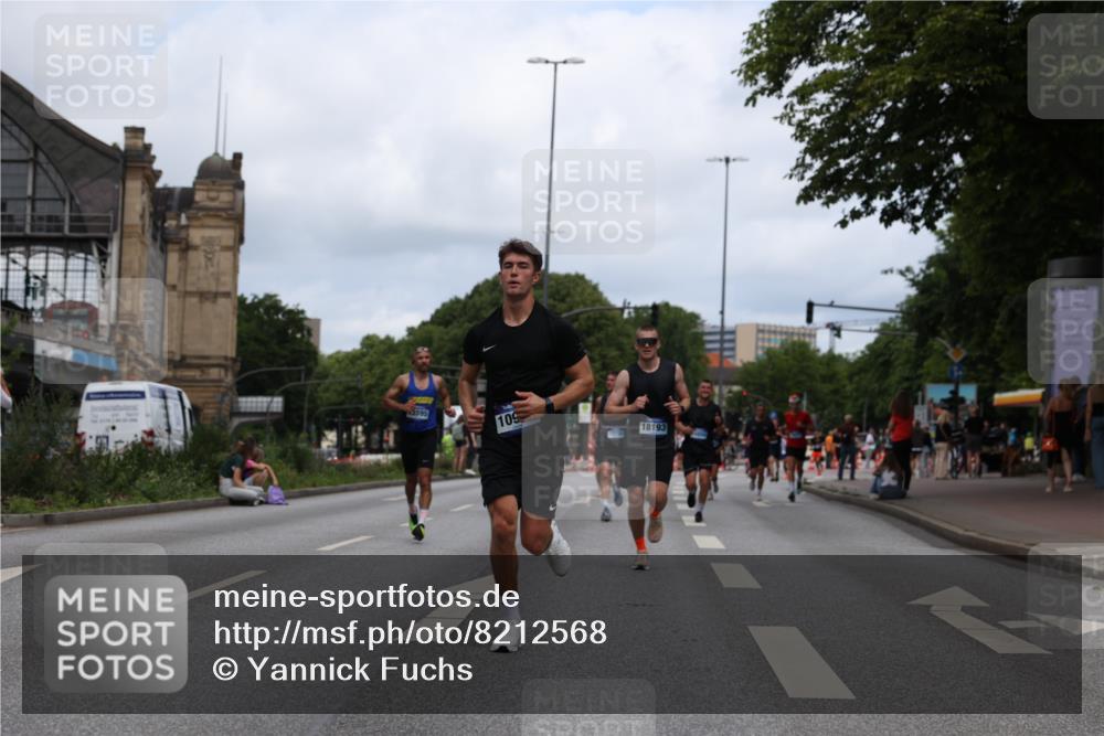 29.06.2025 - hella hamburg halbmarathon Yannick Fuchs http://msf.ph/oto/8212568 29.06.2025 10:32:30 20KM 1505, 2404, 3480, 3790, 5791, 7152, 7154, 7743, 8571, 9017, 9171, 9643, 9944, 10793, 10922, 11106, 11423, 11952, 13148, 13595, 13900, 14274, 15303, 15382, 15888, 16698, 17726, 18103, 18193, 18276, 18277, 18723 meine-sportfotos.de