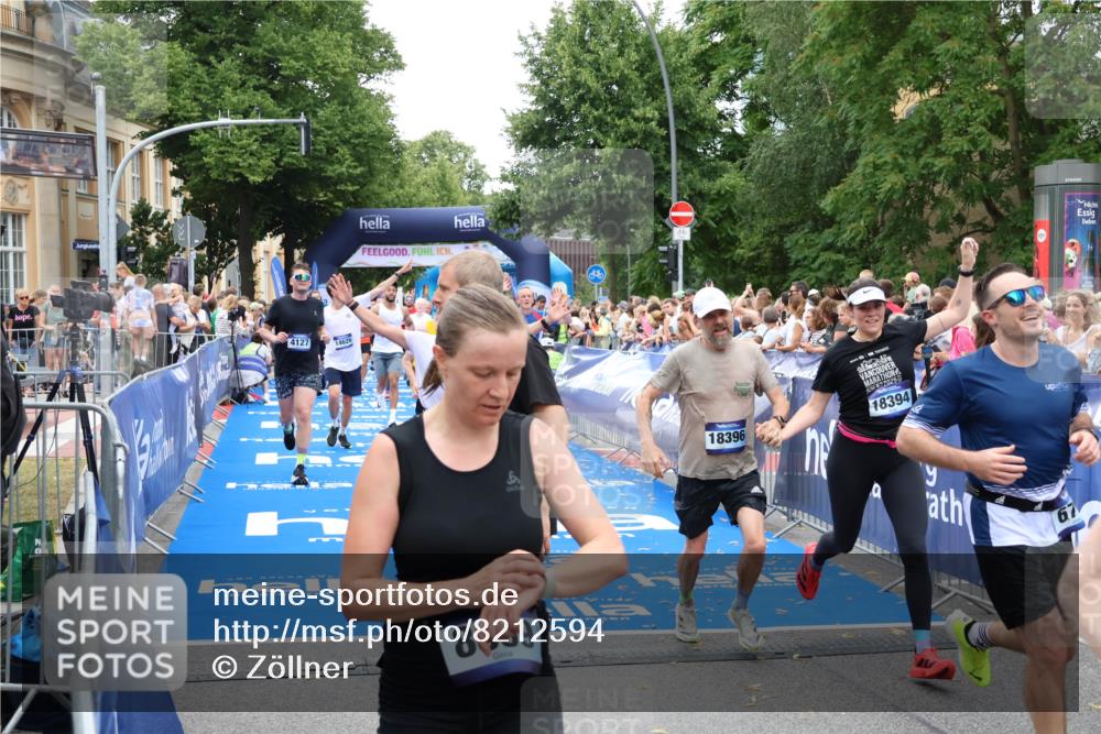 29.06.2025 - hella hamburg halbmarathon Zöllner http://msf.ph/oto/8212594 29.06.2025 10:50:34 Ziel 1750, 3414, 4127, 5447, 6282, 7397, 8153, 8576, 11214, 11455, 12624, 13812, 14626, 15803, 16806, 17179, 17247, 17319, 18006, 18394 meine-sportfotos.de
