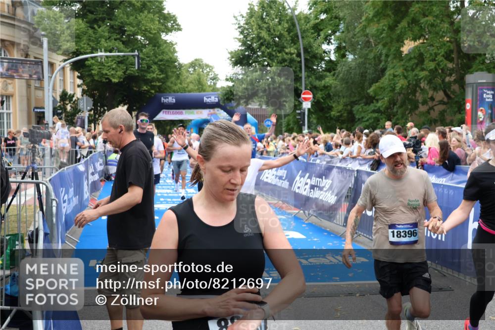 29.06.2025 - hella hamburg halbmarathon Zöllner http://msf.ph/oto/8212697 29.06.2025 10:50:34 Ziel 1750, 3414, 4127, 5447, 6282, 7397, 8153, 8576, 11214, 11455, 12624, 13812, 14626, 15803, 16806, 17179, 17247, 17319, 18006, 18394 meine-sportfotos.de