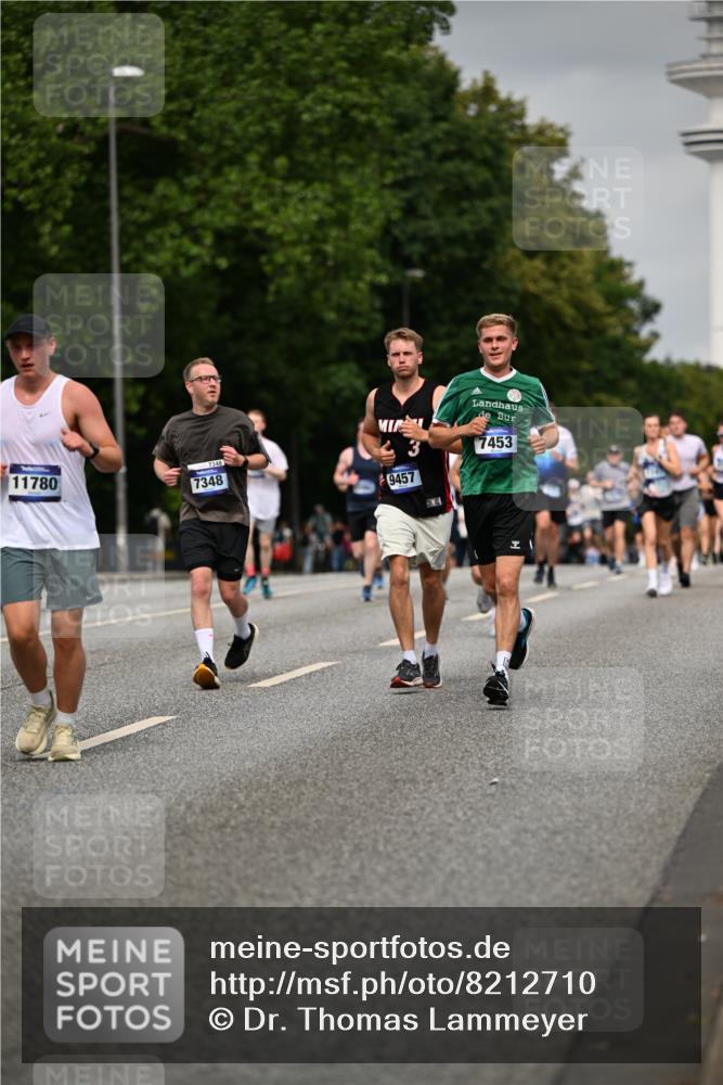 29.06.2025 - hella hamburg halbmarathon Dr. Thomas Lammeyer http://msf.ph/oto/8212710 29.06.2025 10:12:42 Kennedybrücke 1147, 1188, 1527, 2190, 2309, 2427, 2978, 5100, 5885, 6590, 6674, 6918, 7198, 7348, 7453, 9457, 9616, 9718, 9823, 9966, 10857 meine-sportfotos.de