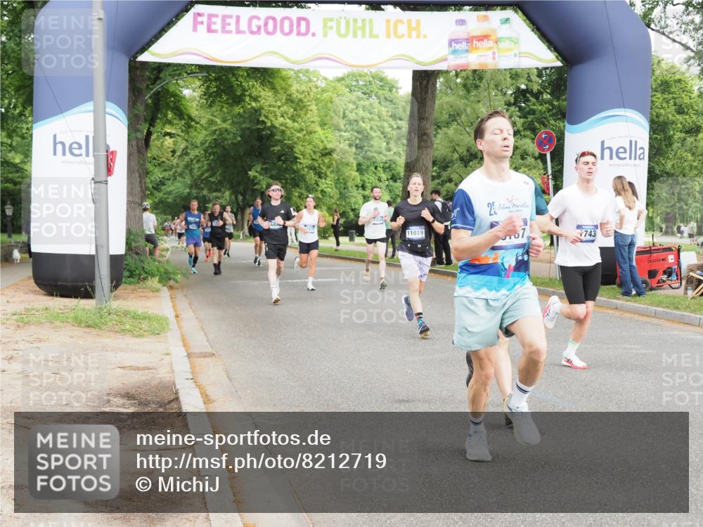 29.06.2025 - hella hamburg halbmarathon MichiJ http://msf.ph/oto/8212719 29.06.2025 10:23:20 Zwischen KM18-KM19 1743, 5550, 7628, 13167, 13493, 13494, 13771, 14448, 15268, 15500, 18026, 19022 meine-sportfotos.de